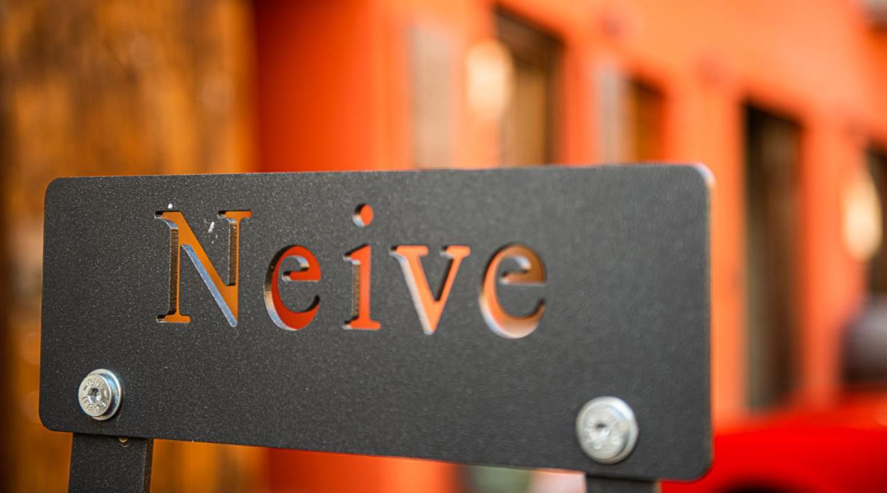 Boutique Hotel Al Palazzo Rosso Neive Exterior foto