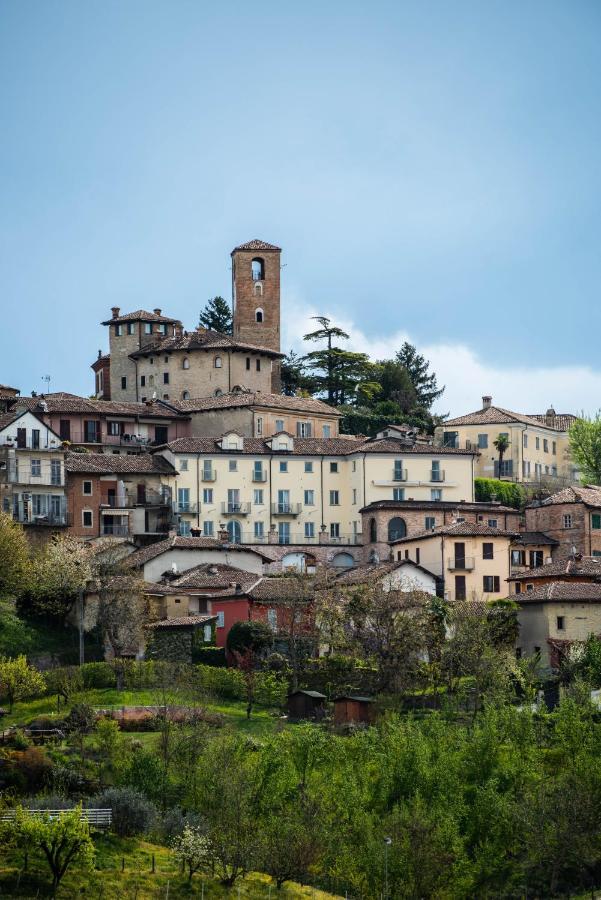 Boutique Hotel Al Palazzo Rosso Neive Exterior foto